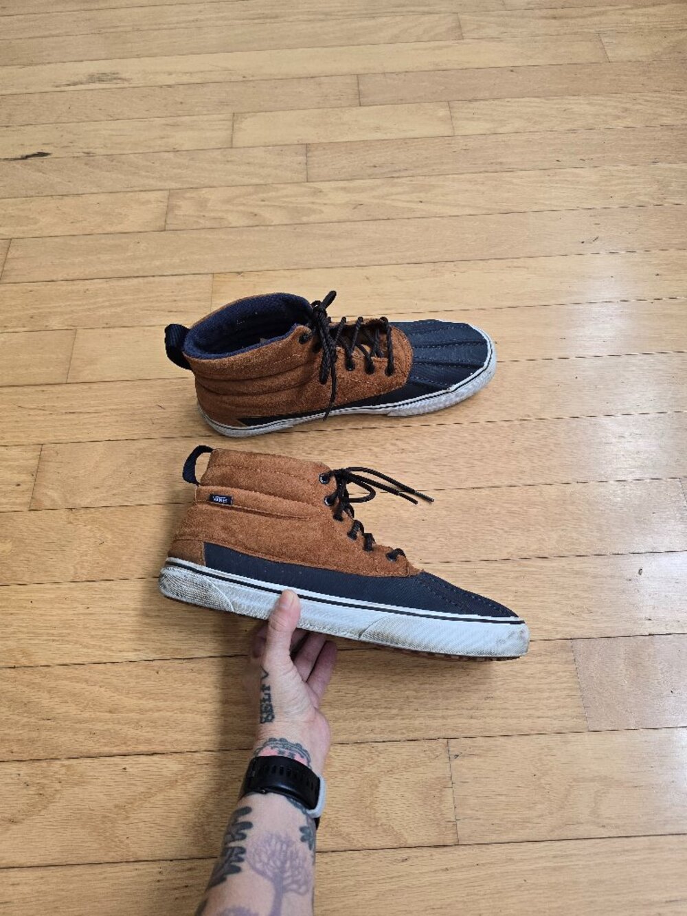 Vans | Sk8-Hi MTE Brown Suede Navy Water Resistant Duck Boot Sneakers | Mens 13